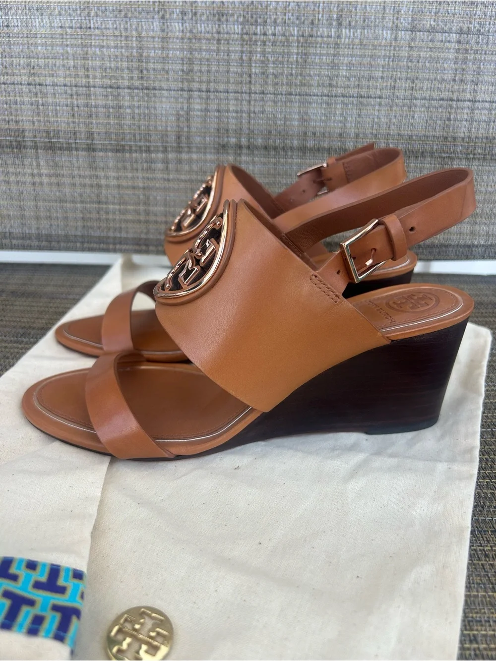 Auth NEW Tory Burch Sz 6 Metal miller Wedge heels tan brown 65mm Leather Sandals